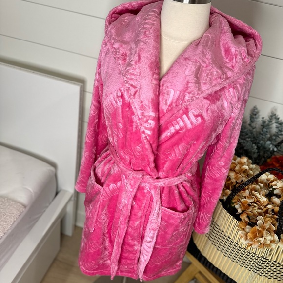 Juicy couture Pink lush luxe robe gift Christmas Valentines velour - Picture 10 of 11